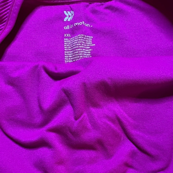 All in Motion Vibrant Pink Women's Tank Top Cropped - Picture 3 of 3